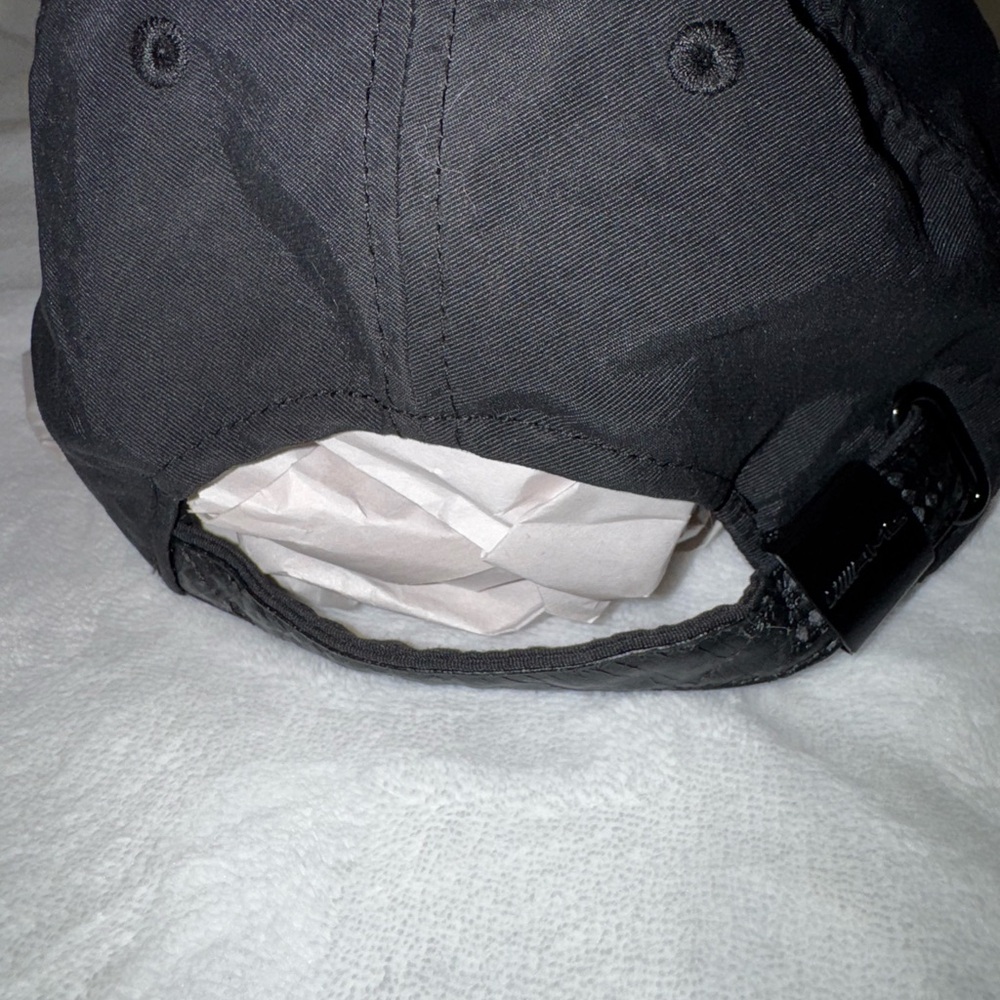 AMG Black Cap - Picture 3 of 8